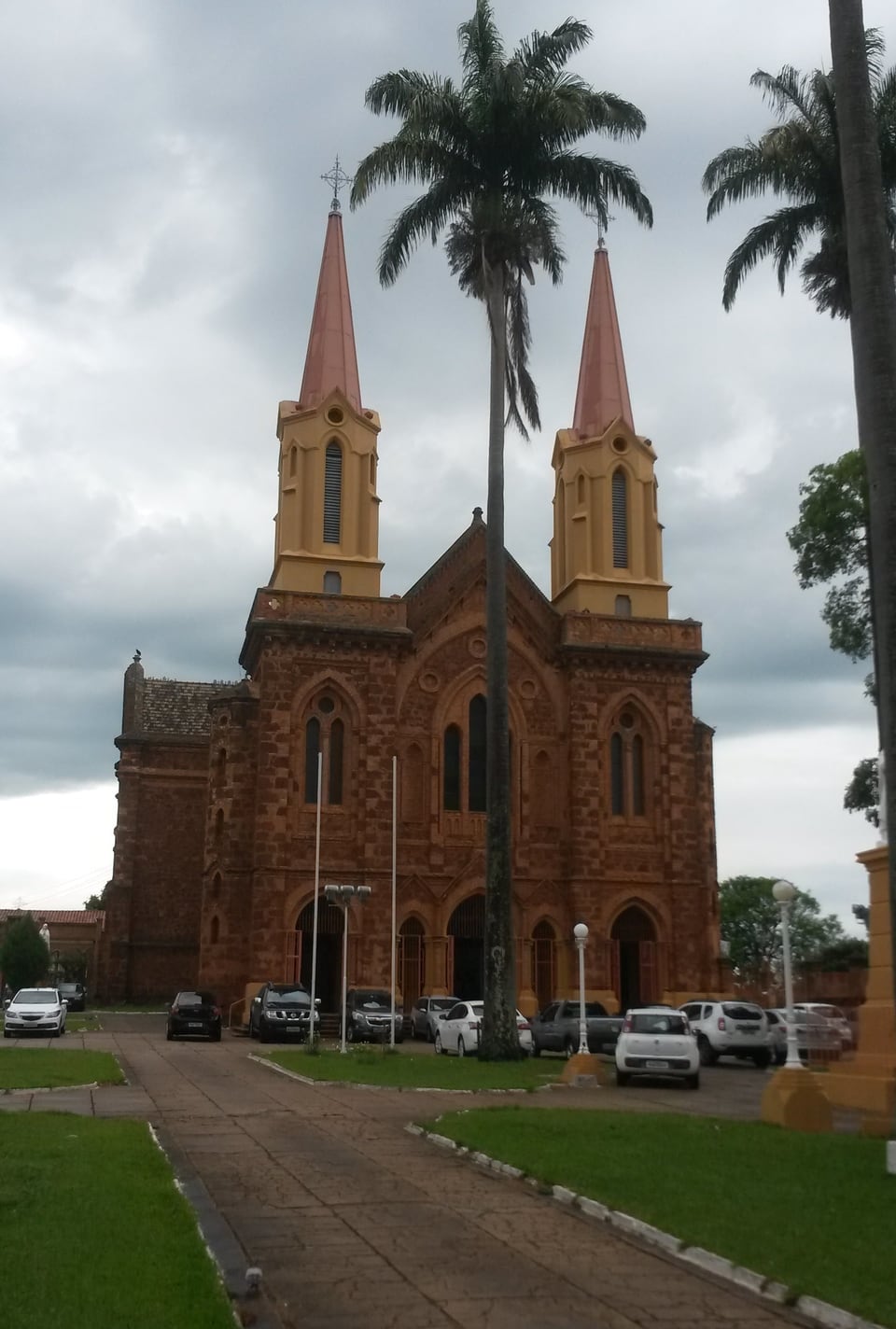 Igreja São Domingos, rua Lauro Borges.